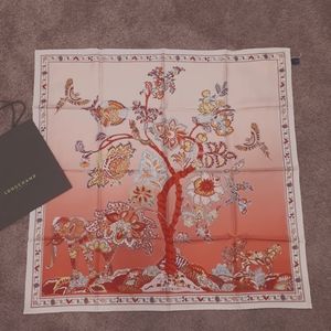 NWT Longchamp Paris Corail Twill Silk Scarf